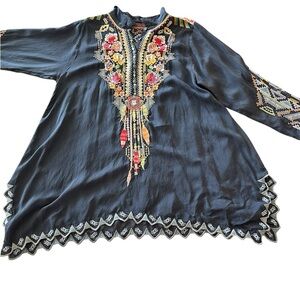 Johnny Was Grey Top size XL beautiful